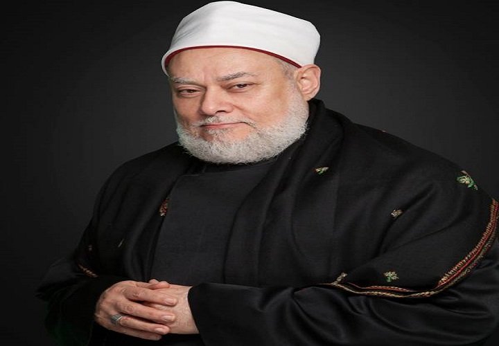 الأستاذ الدكتور على جمعة يؤدي اليمين الدستورية أمام البرلمان